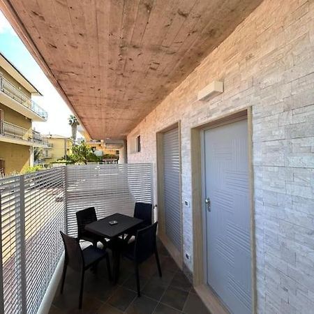 Casa Vacanze Lui Сан-Бенедетто-дель-Тронто Екстер'єр фото